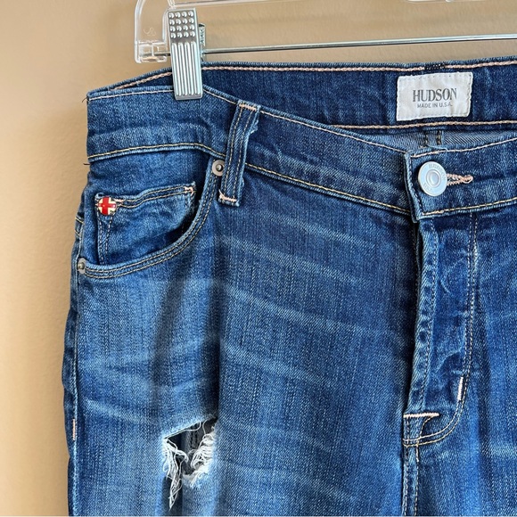 Hudson Leigh Boyfriend Distressed Jeans size 28 holes Buttonfly - Picture 3 of 6